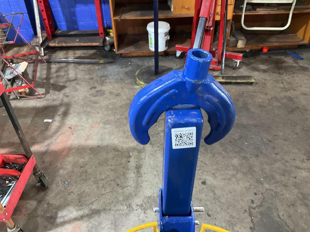 Photo '3' of Mechpro Spring Compressor Photo '3' of Mechpro Spring Compressor