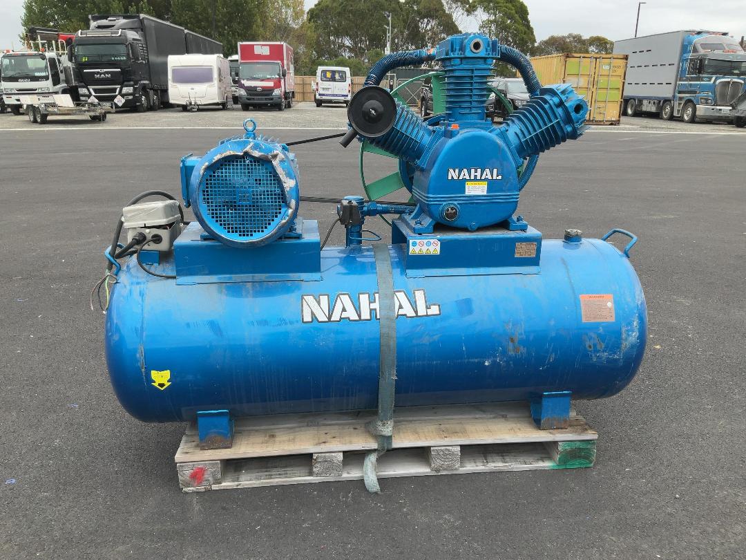 Photo '2' of DAMAGED Air compressor 3 phase