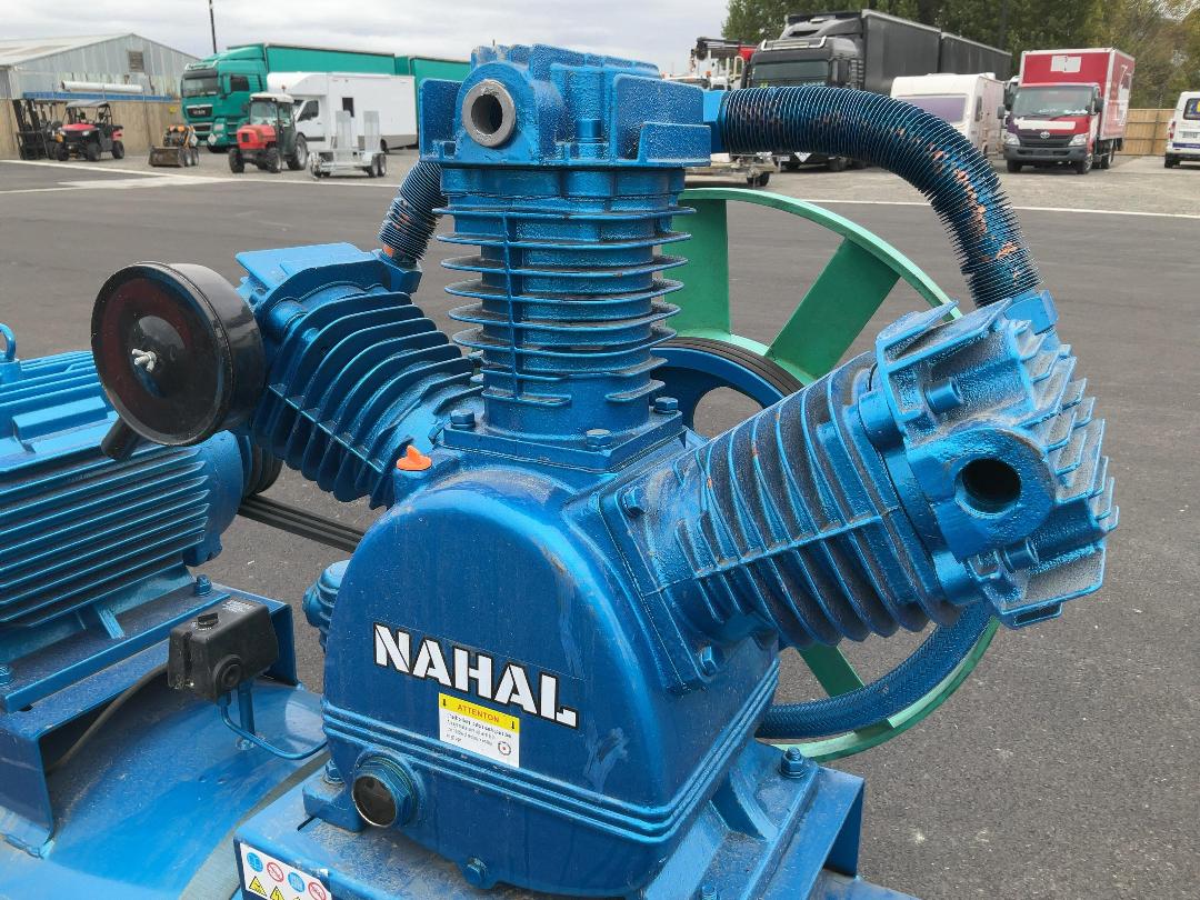 Photo '11' of DAMAGED Air compressor 3 phase