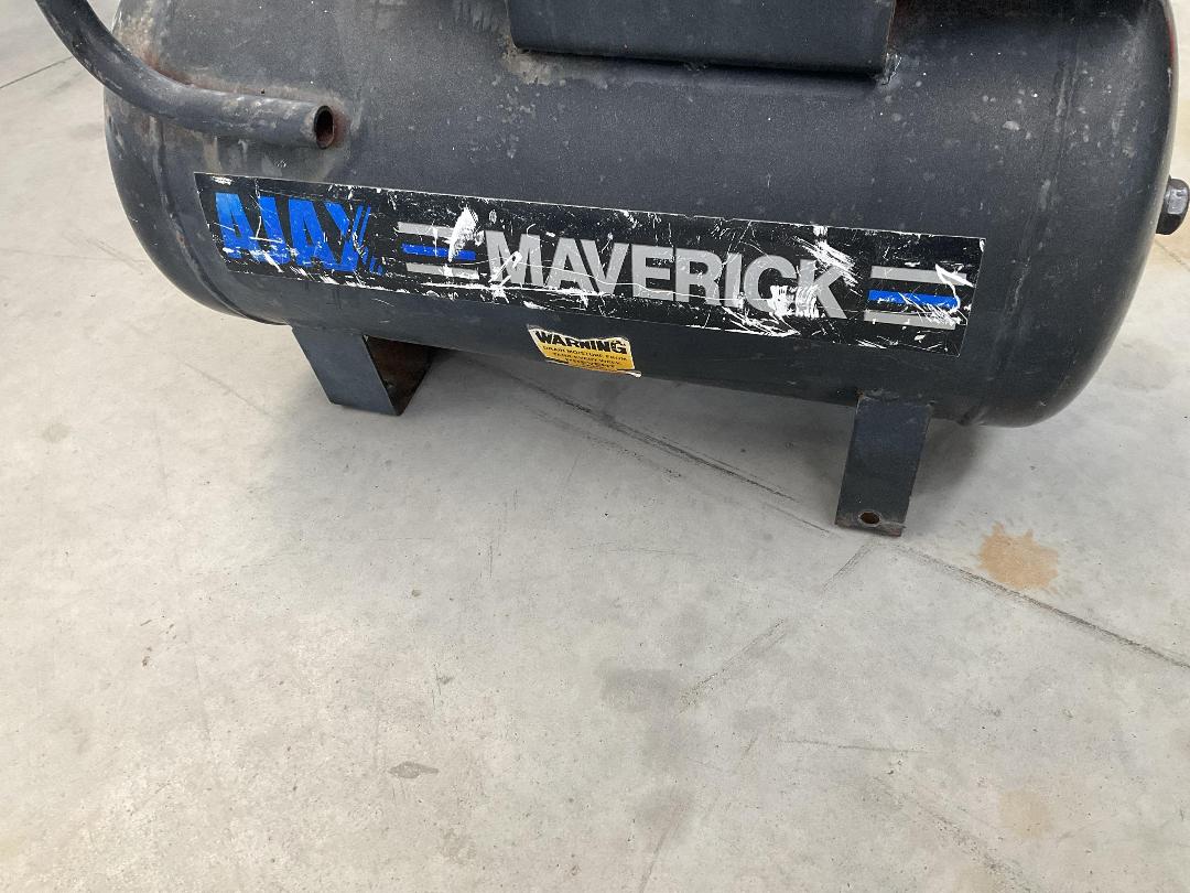 Photo '12' of Ajax Maverick Air Compressor - Model FL25 Photo '12' of Ajax Maverick Air Compressor - Model FL25