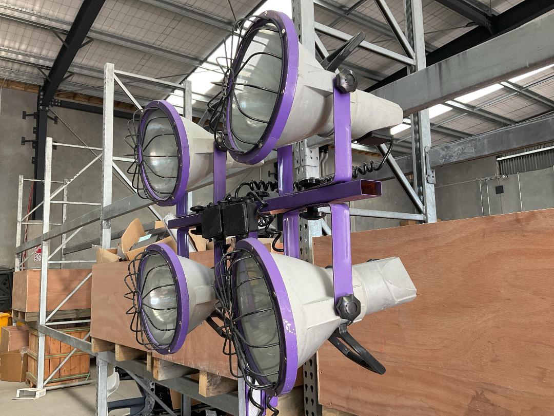 Photo '7' of Industrial Work Light or Similar on Wheels