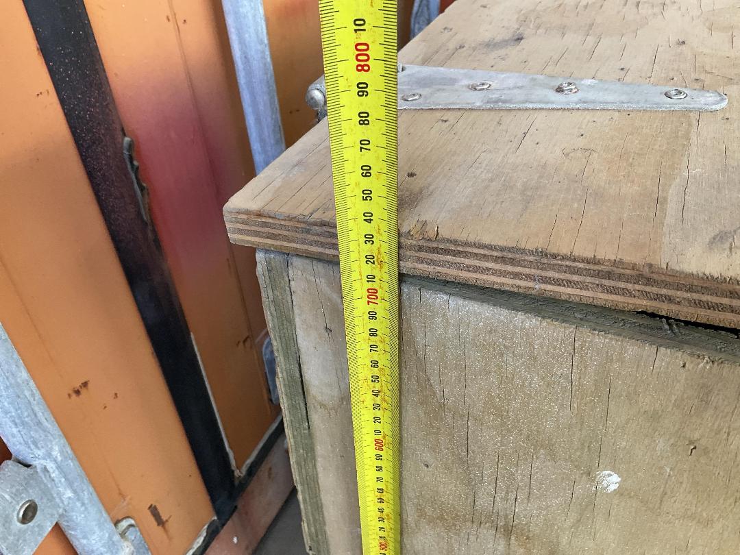 Photo '14' of Tool Chest w/ 3 Concrete Vibrators - Wacker M2000 etc Photo '14' of Tool Chest w/ 3 Concrete Vibrators - Wacker M2000 etc