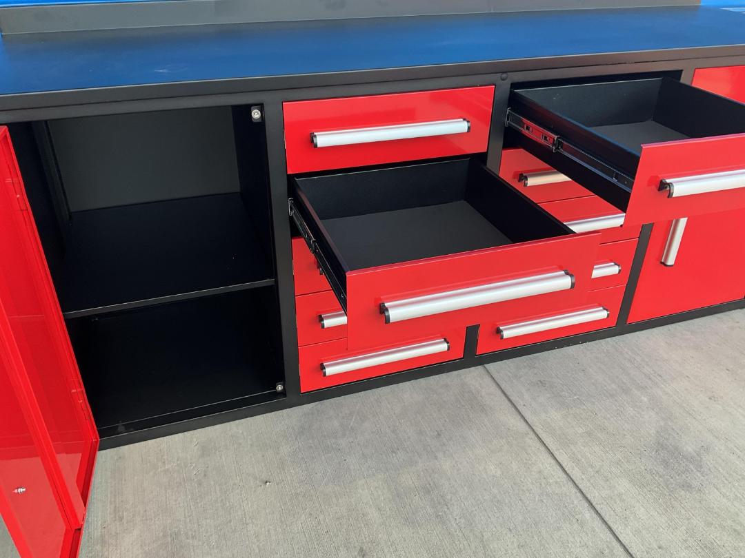 Photo '2' of Workbench - 10 Draw / 2 Storage Cupboards *NEW* Photo '2' of Workbench - 10 Draw / 2 Storage Cupboards *NEW*