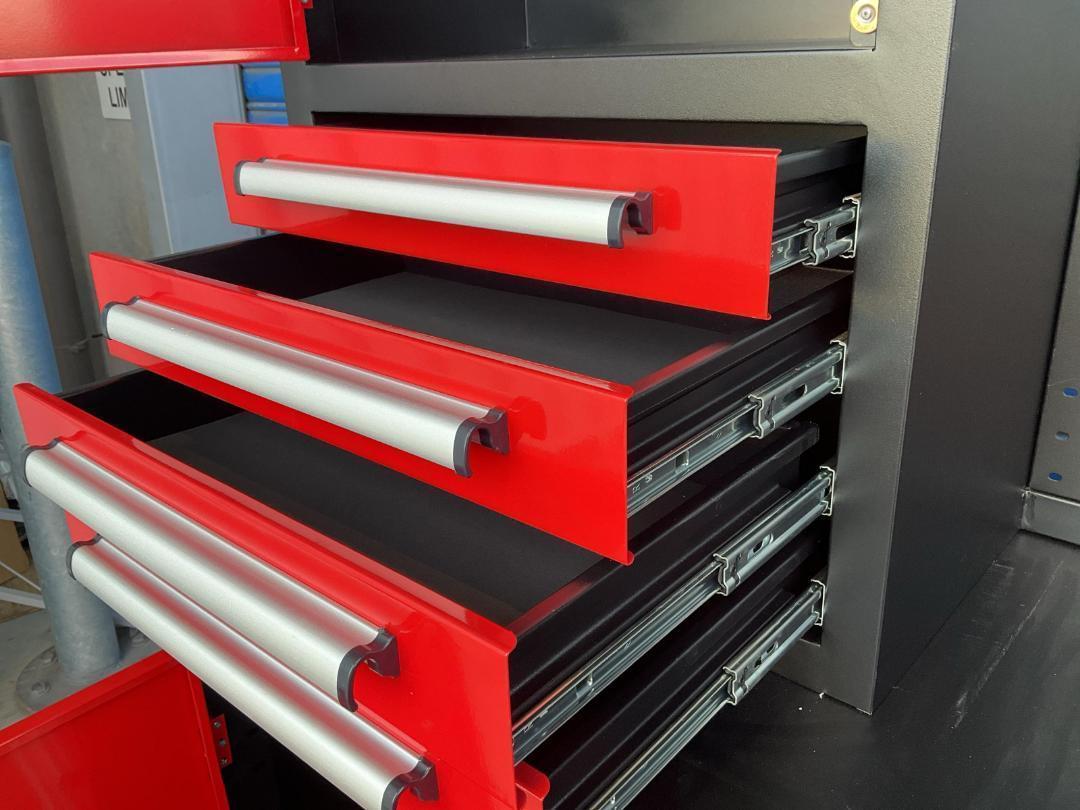 Photo '5' of Workbench - 18 Drawer / 4 Cupboard & Bench *NEW* Photo '5' of Workbench - 18 Drawer / 4 Cupboard & Bench *NEW*