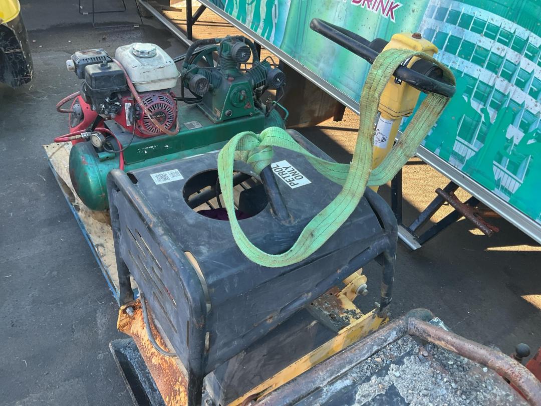 Photo '3' of Unbranded Compactor Photo '3' of Unbranded Compactor