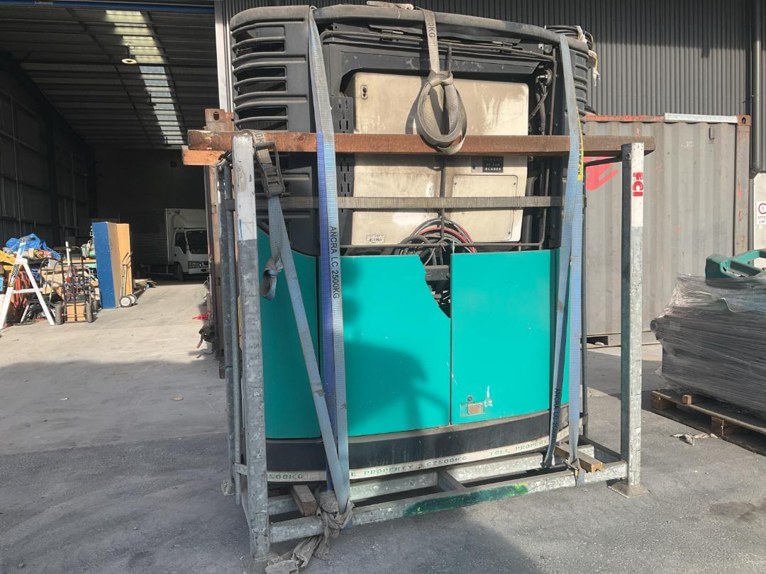 Photo '2' of Carrier Maxima 1300 Refrigeration Unit Photo '2' of Carrier Maxima 1300 Refrigeration Unit