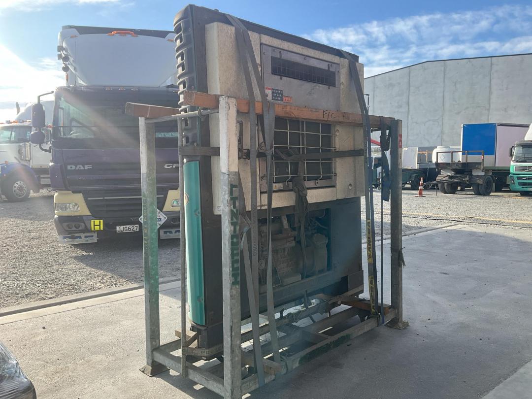 Photo '5' of Carrier Maxima 1300 Refrigeration Unit Photo '5' of Carrier Maxima 1300 Refrigeration Unit