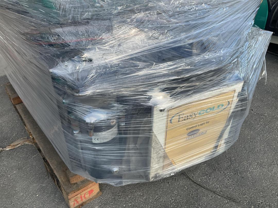 Photo '10' of 2009 Supra 950X400/3/50 Carrier Refrigeration Unit