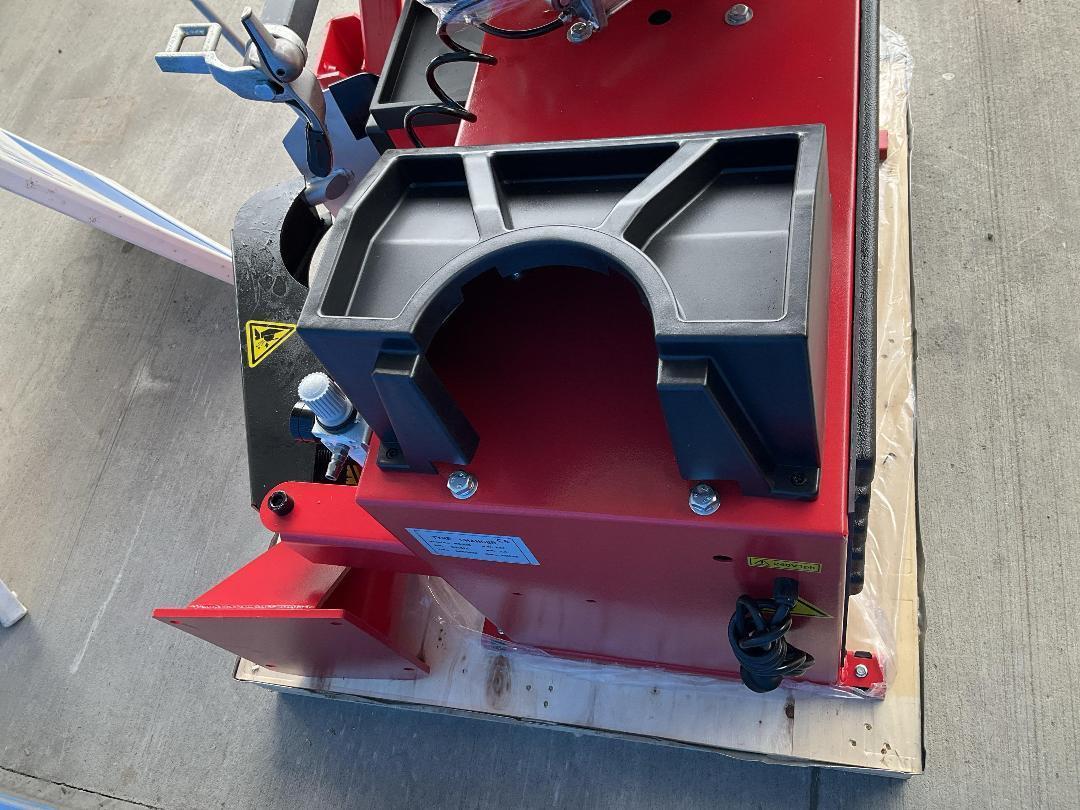 Photo '13' of Commercial Car Tyre Changer *NEW*