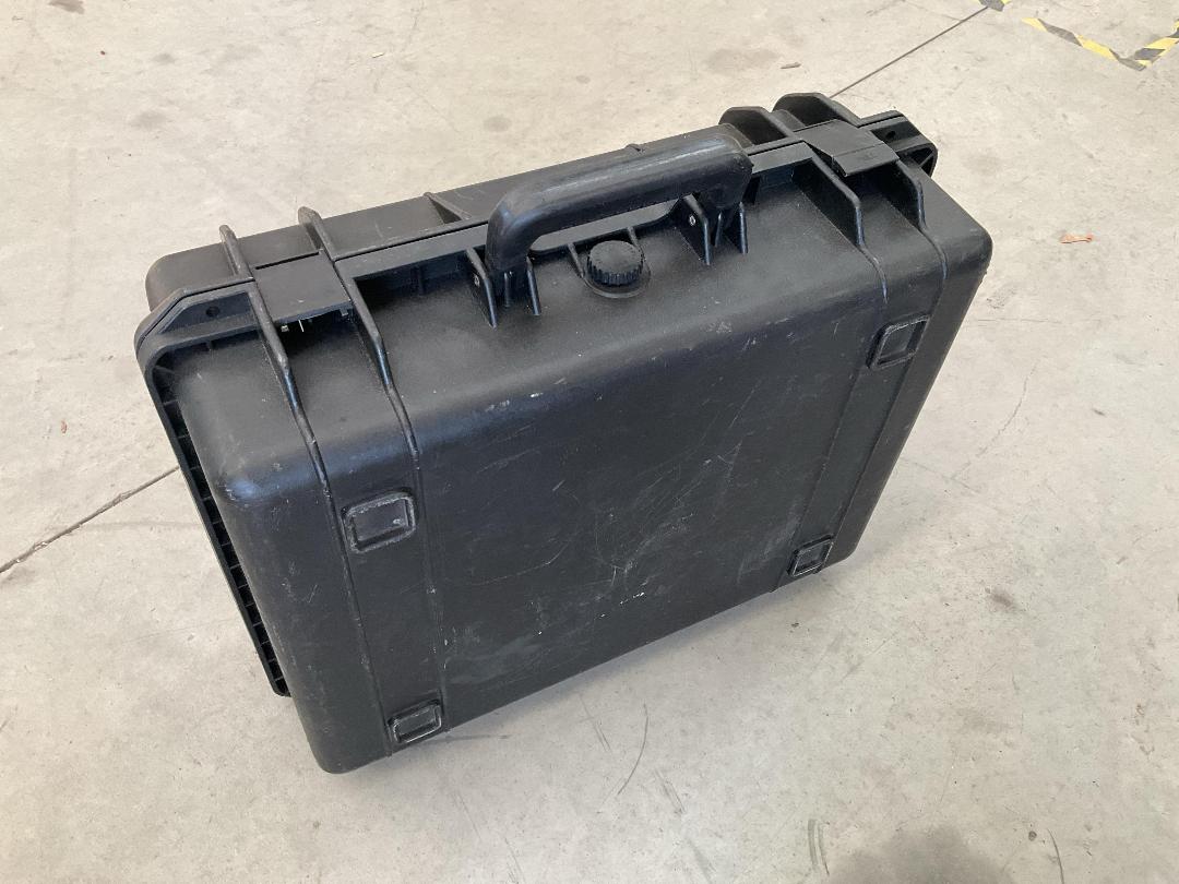 Photo '5' of Black Hard Case - 490 x 380 x 20 cm