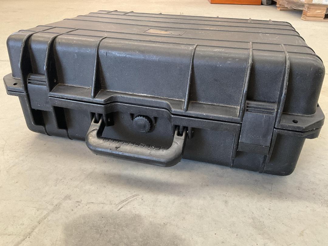 Photo '3' of Black Hard Case - 490 x 380 x 20 cm