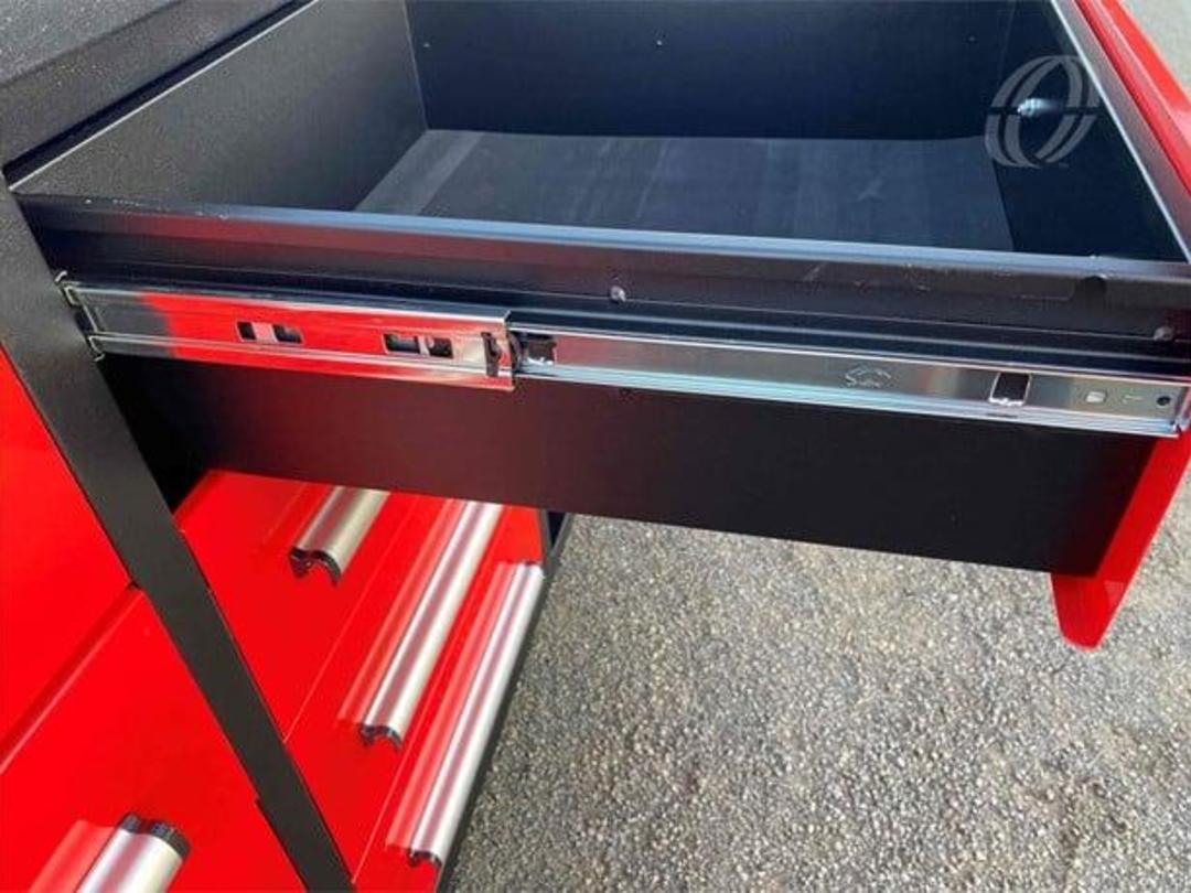 Photo '6' of Workbench on Castors - 12 Draw / 2 Storage Cupboards - 10FT *NEW* Photo '6' of Workbench on Castors - 12 Draw / 2 Storage Cupboards - 10FT *NEW*