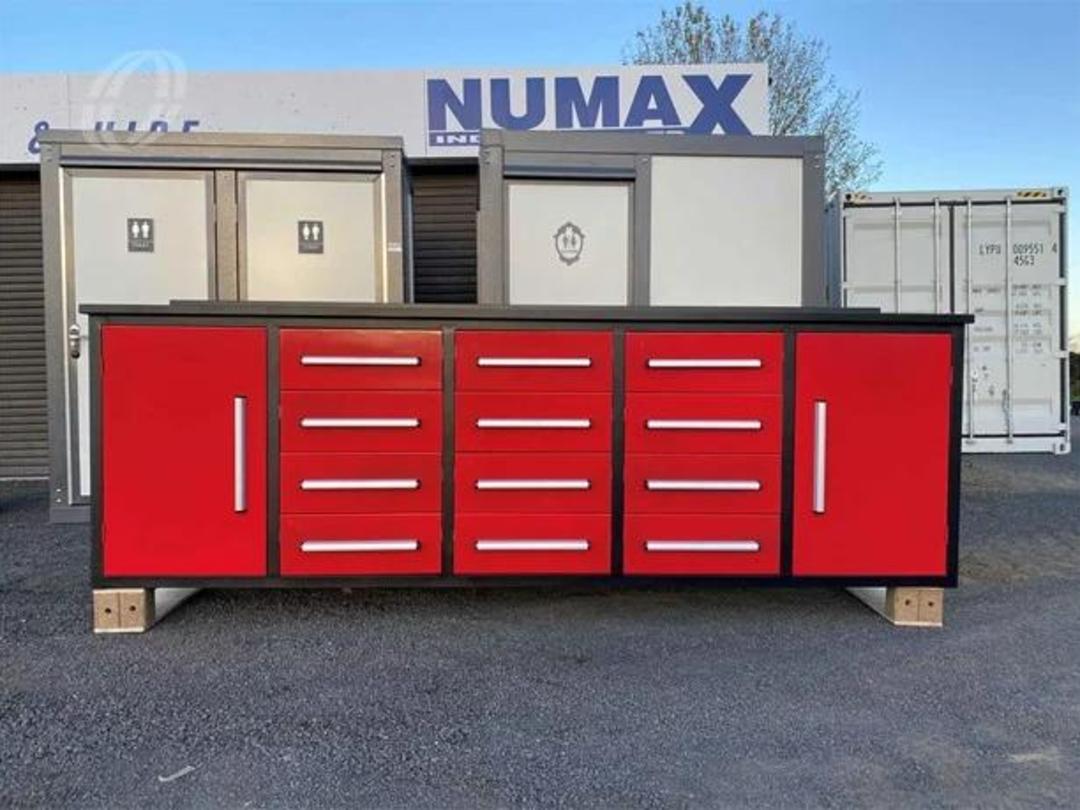 Photo '8' of Workbench on Castors - 12 Draw / 2 Storage Cupboards - 10FT *NEW* Photo '8' of Workbench on Castors - 12 Draw / 2 Storage Cupboards - 10FT *NEW*