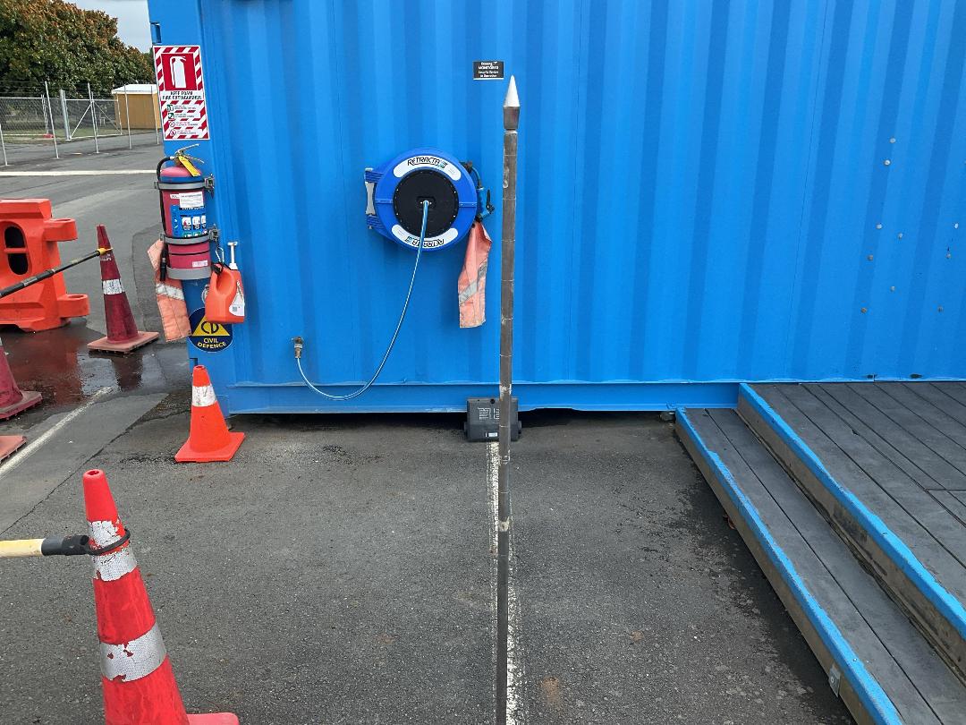 Photo '8' of Geotechnics Compaction Tester and other