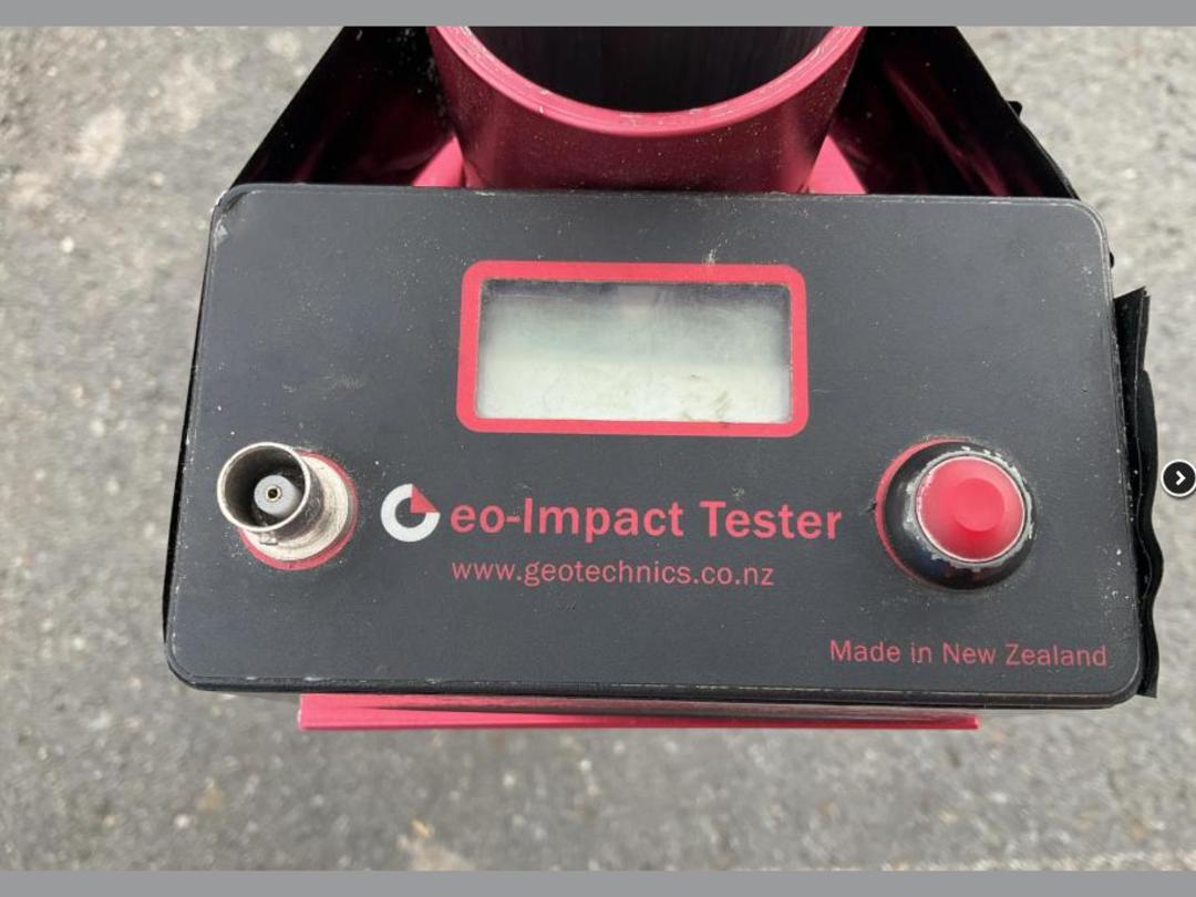 Photo '3' of Geotechnics Compaction Tester and other