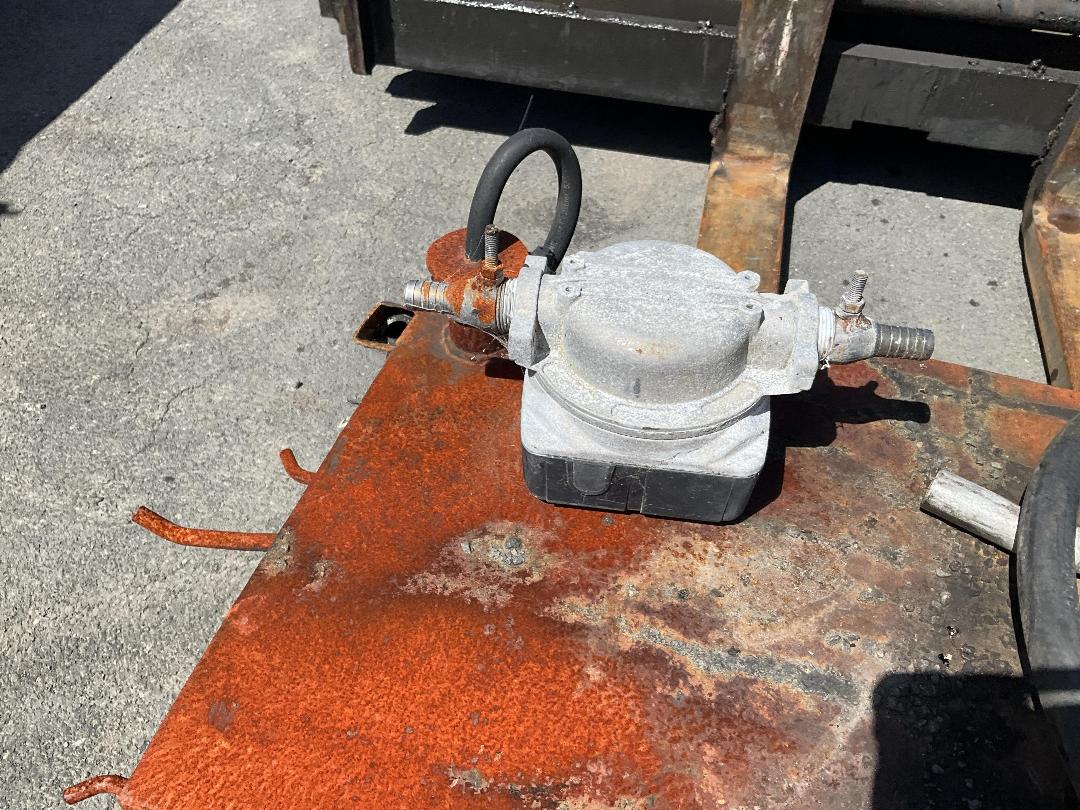 Photo '6' of Fuel Tank