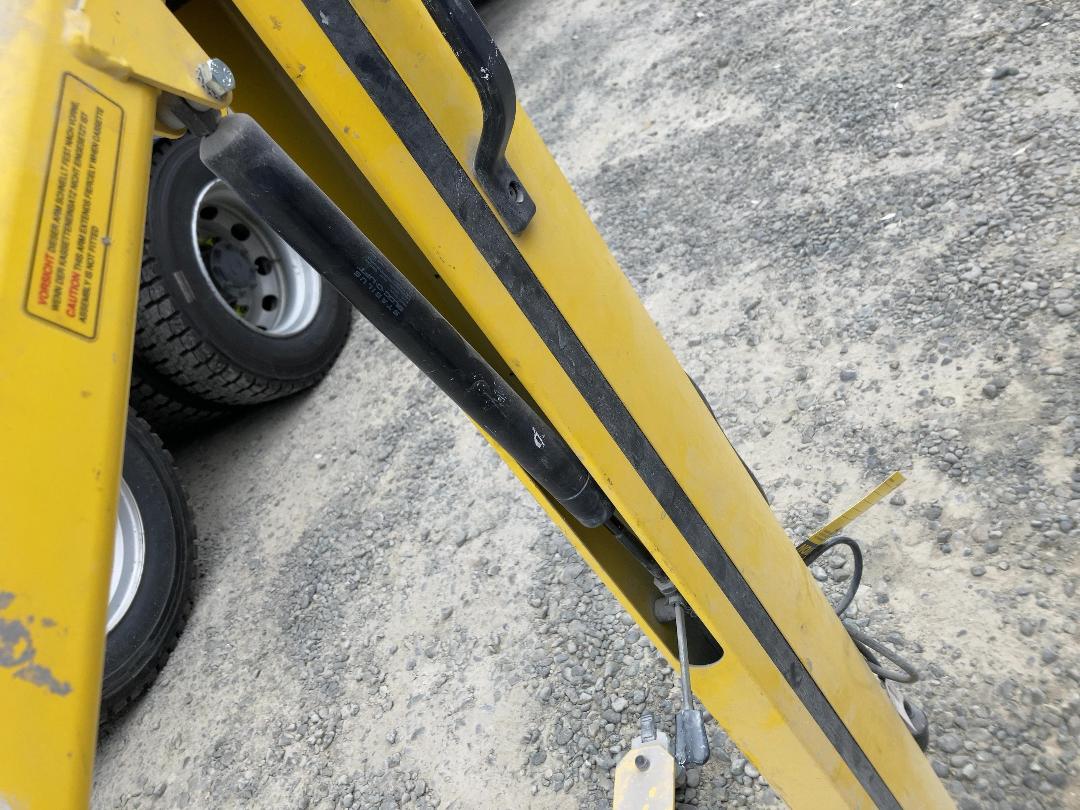 Photo '8' of TRISK - Infrared Automotive Paint Baking Lamp / Dryer Photo '8' of TRISK - Infrared Automotive Paint Baking Lamp / Dryer