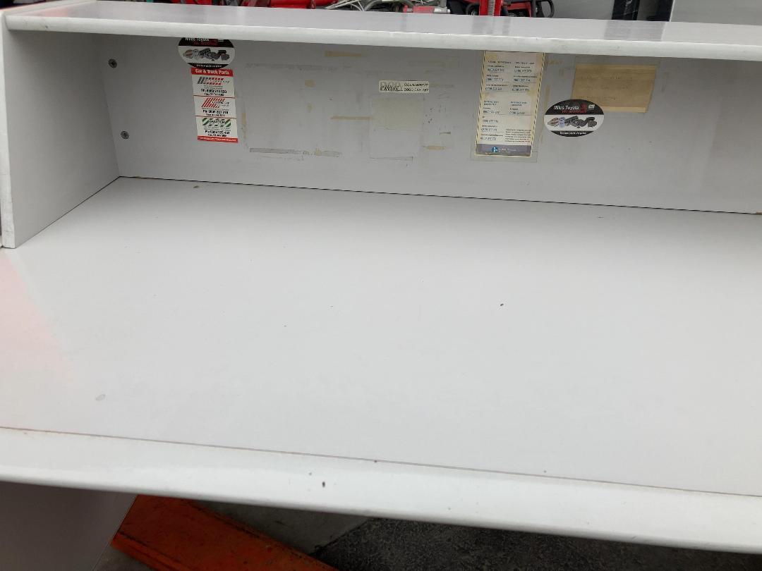 Photo '4' of Large Office / Reception Desk Photo '4' of Large Office / Reception Desk