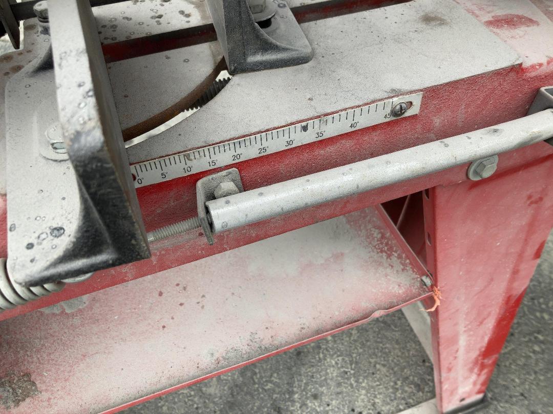 Photo '6' of Speeder - Horizontal Band Saw Photo '6' of Speeder - Horizontal Band Saw