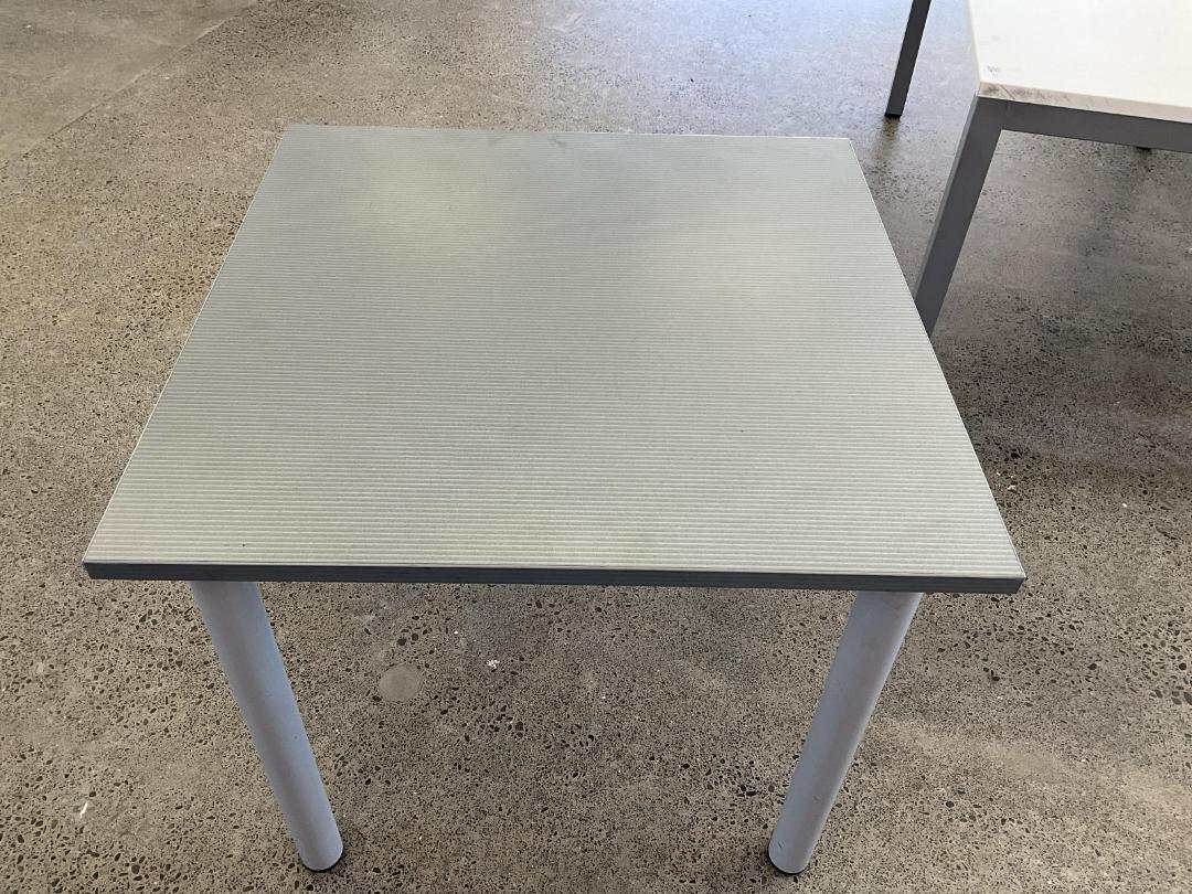 Photo '2' of Office desk x1 Photo '2' of Office desk x1