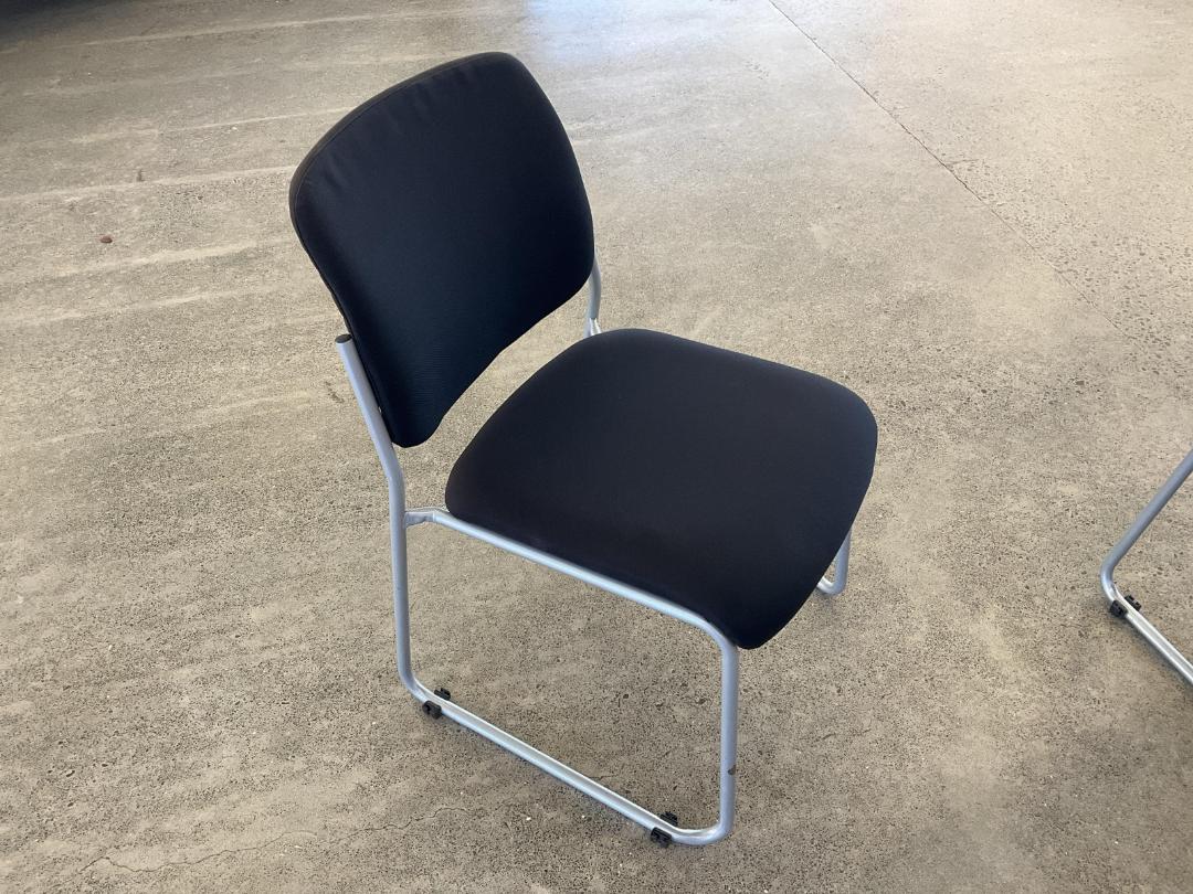 Photo '4' of Office chairs x 4 Photo '4' of Office chairs x 4