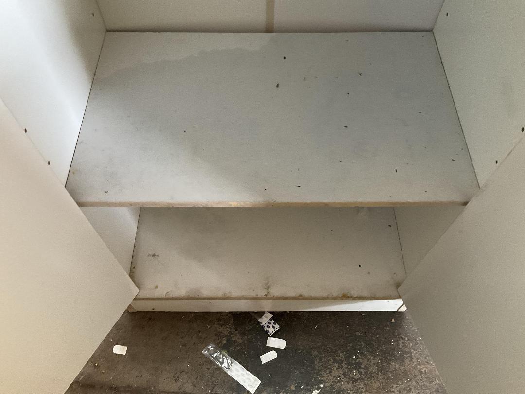 Photo '6' of Cabinet Photo '6' of Cabinet