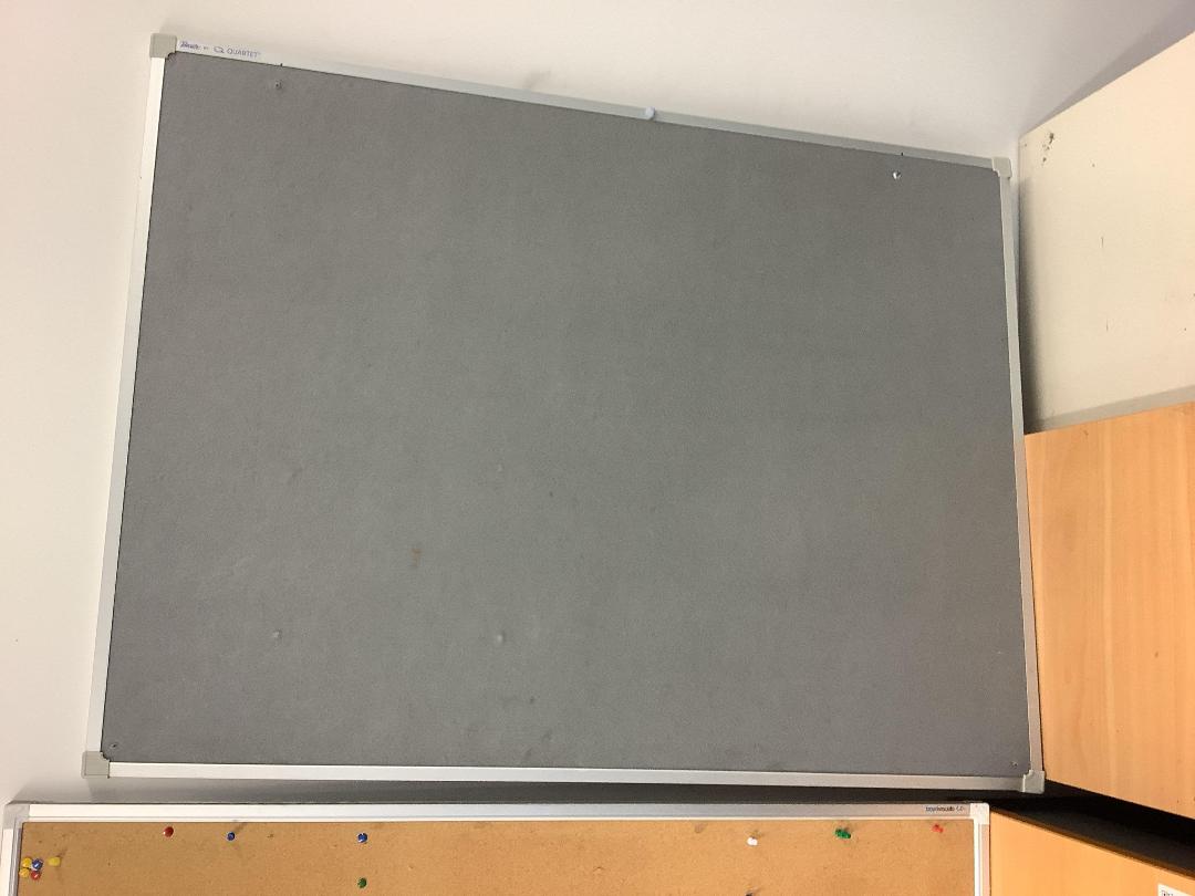 Photo '4' of Assorted Office furniture Photo '4' of Assorted Office furniture