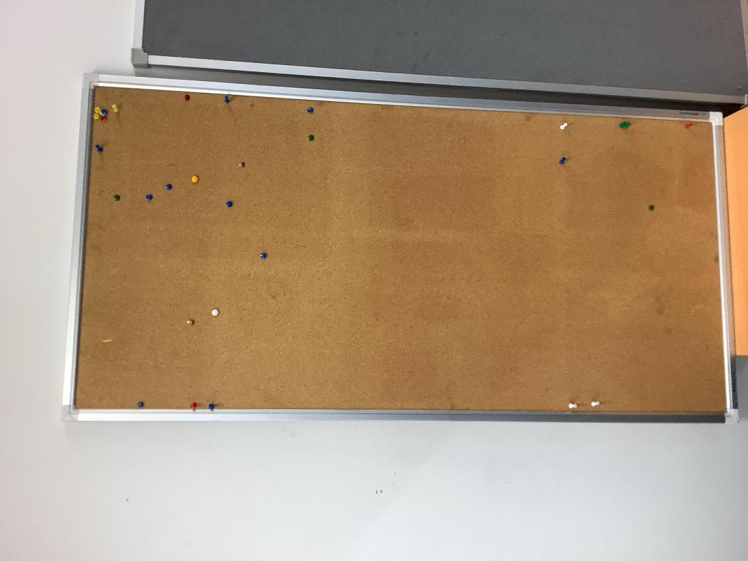 Photo '3' of Assorted Office furniture Photo '3' of Assorted Office furniture