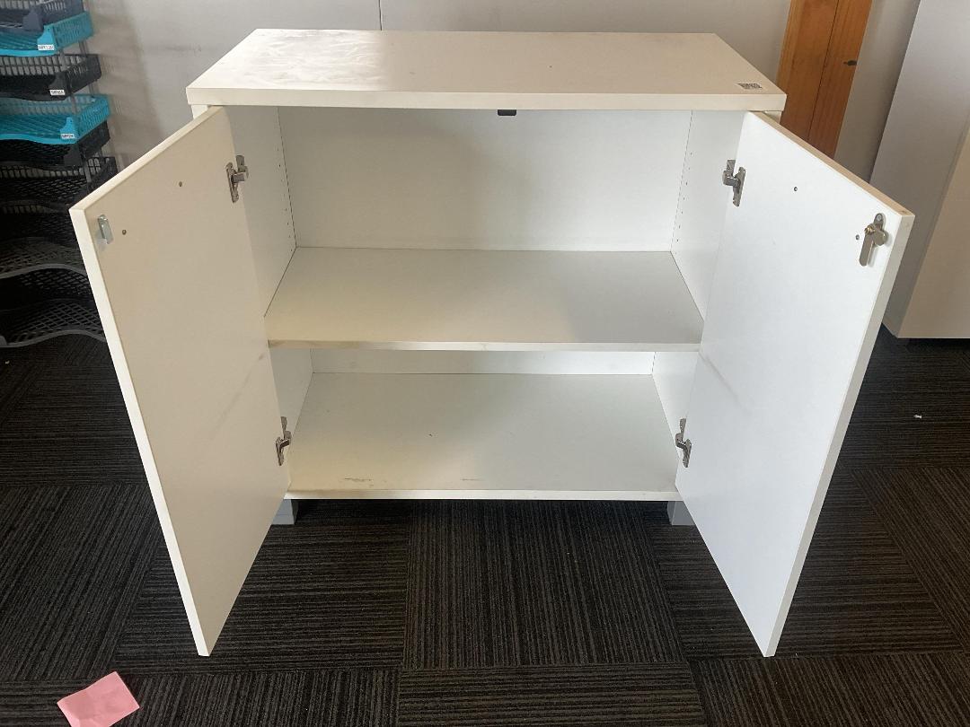 Photo '5' of White office Cupboard