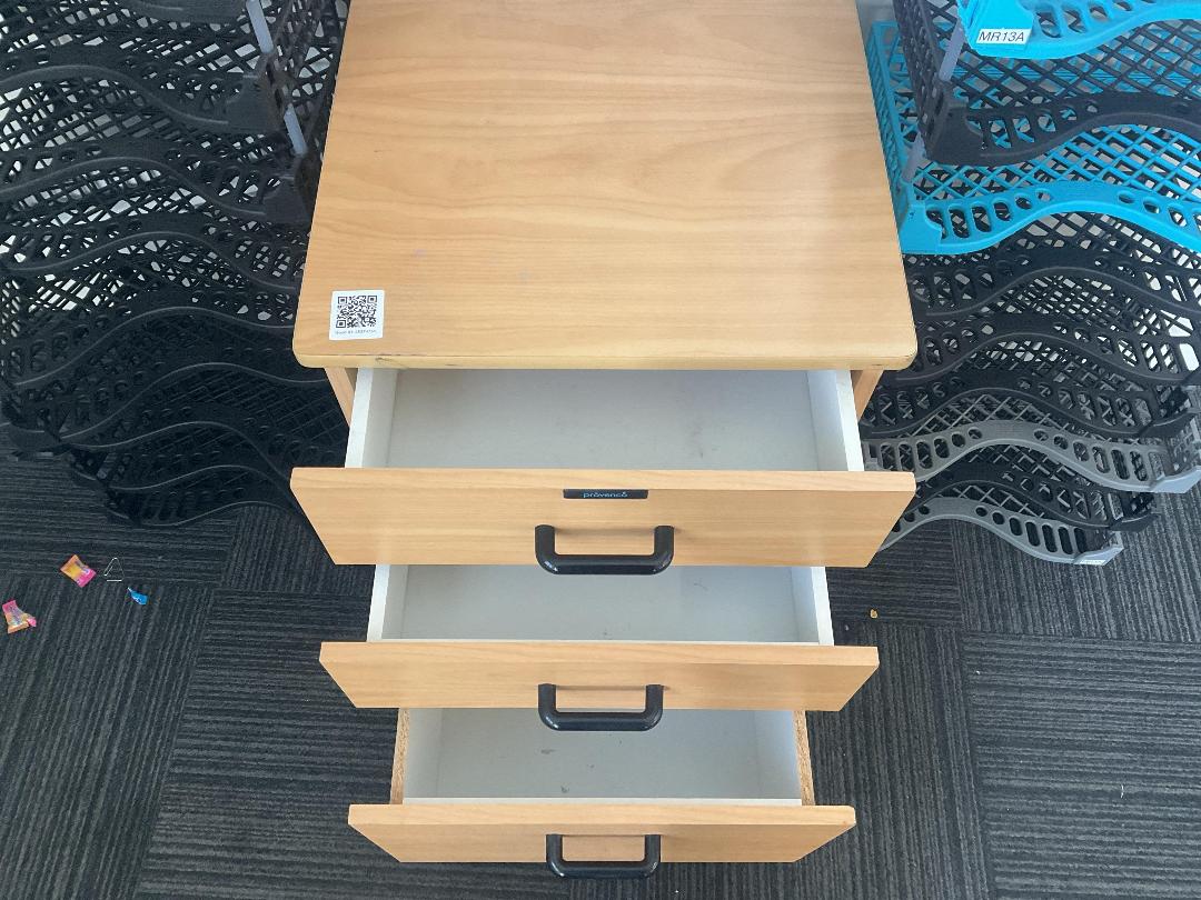 Photo '2' of Mobile Office Drawers and document trays Photo '2' of Mobile Office Drawers and document trays