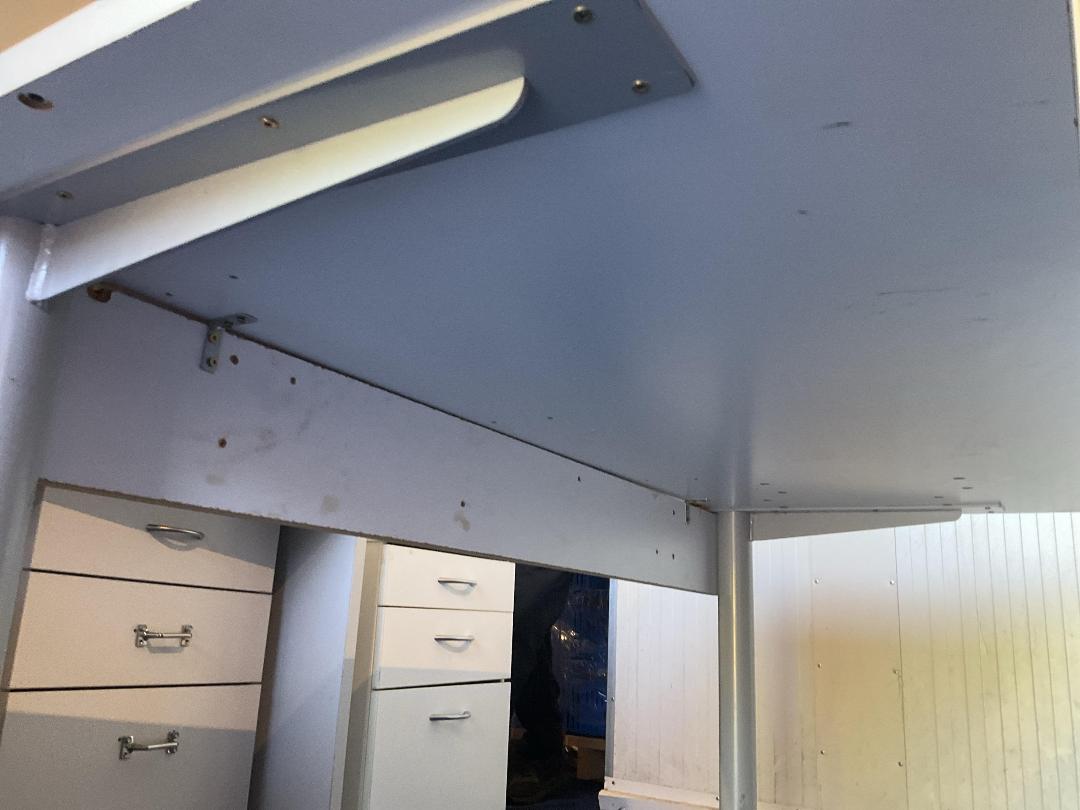 Photo '3' of Office Desk Photo '3' of Office Desk