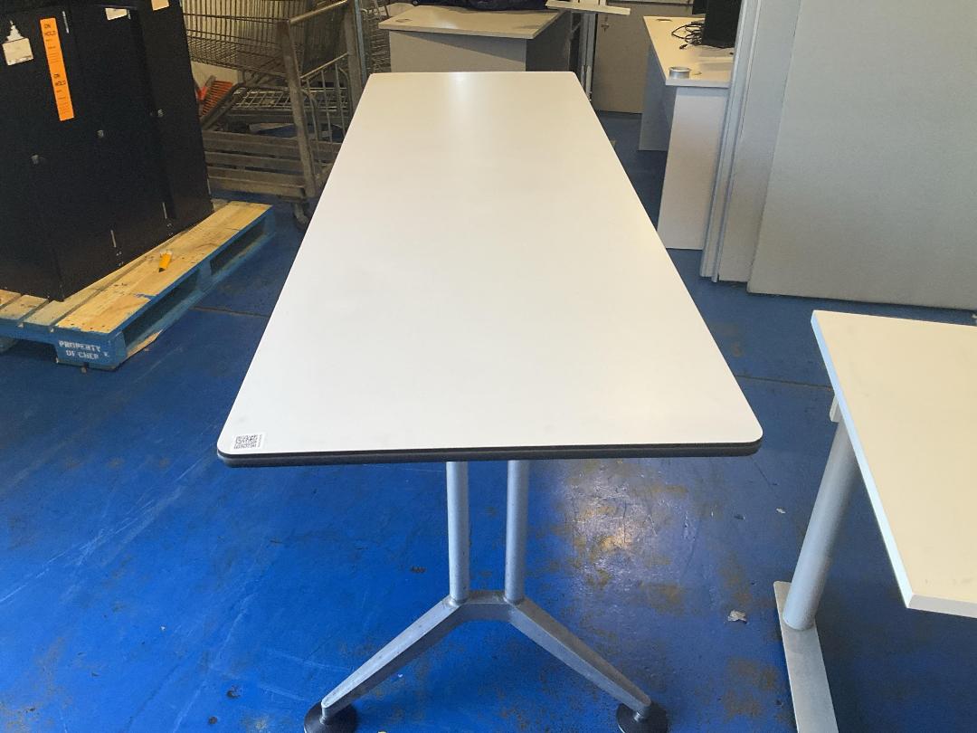 Photo '2' of Office Desk