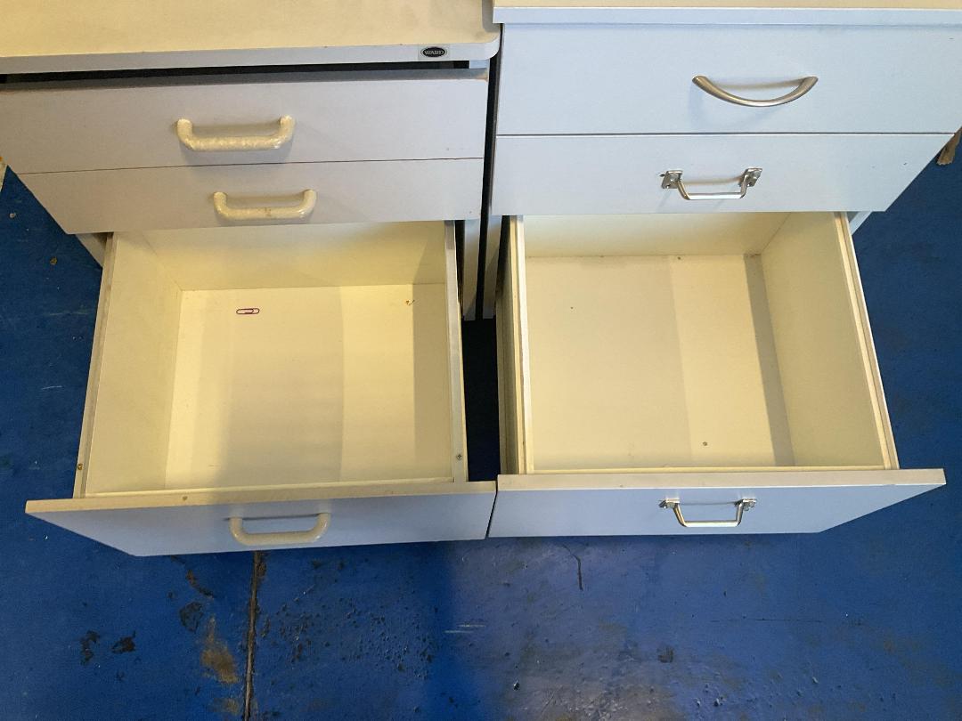 Photo '4' of 2x 3 Drawer Cabinents Photo '4' of 2x 3 Drawer Cabinents