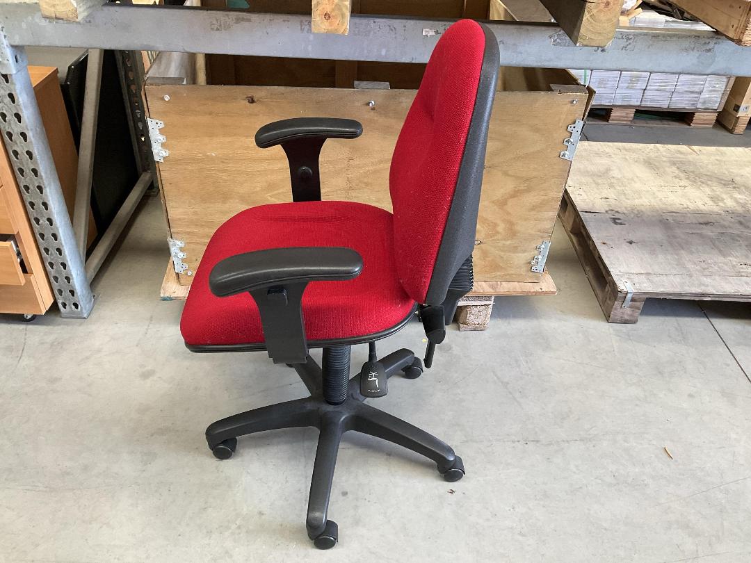 Photo '11' of EOS Spectrum3 Red/Black Coloured Office Chair