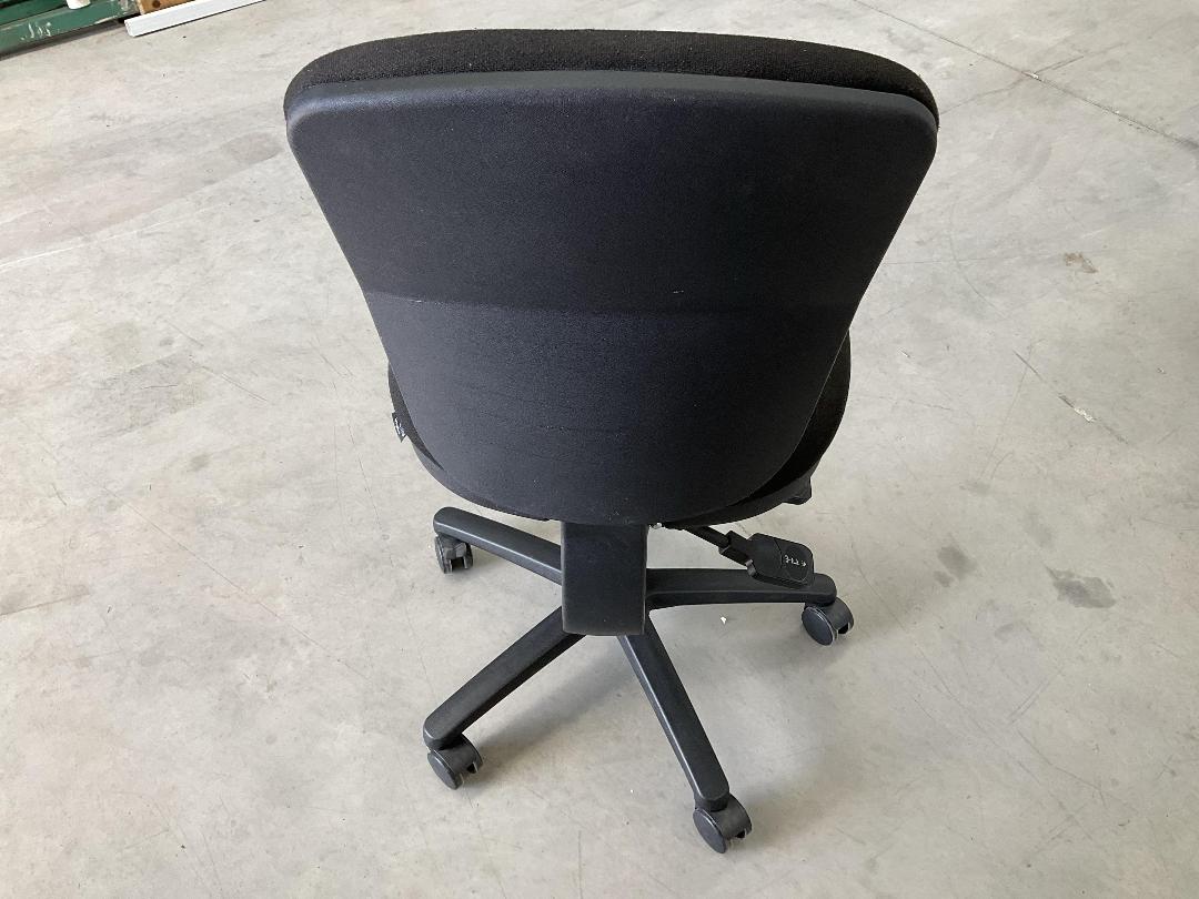 Photo '9' of Black Coloured Office Chair Photo '9' of Black Coloured Office Chair