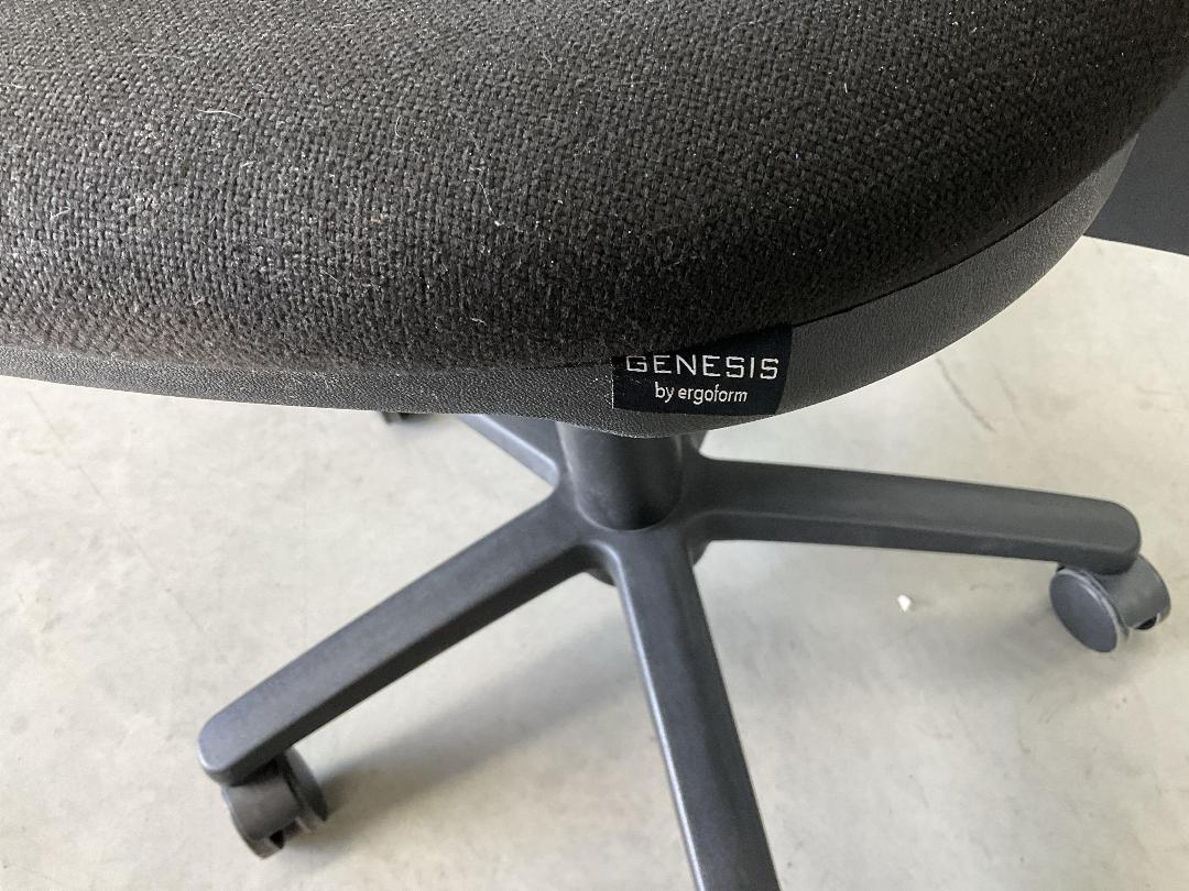 Photo '8' of Black Coloured Office Chair Photo '8' of Black Coloured Office Chair