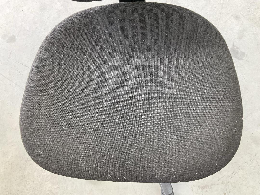 Photo '2' of Black Coloured Office Chair Photo '2' of Black Coloured Office Chair