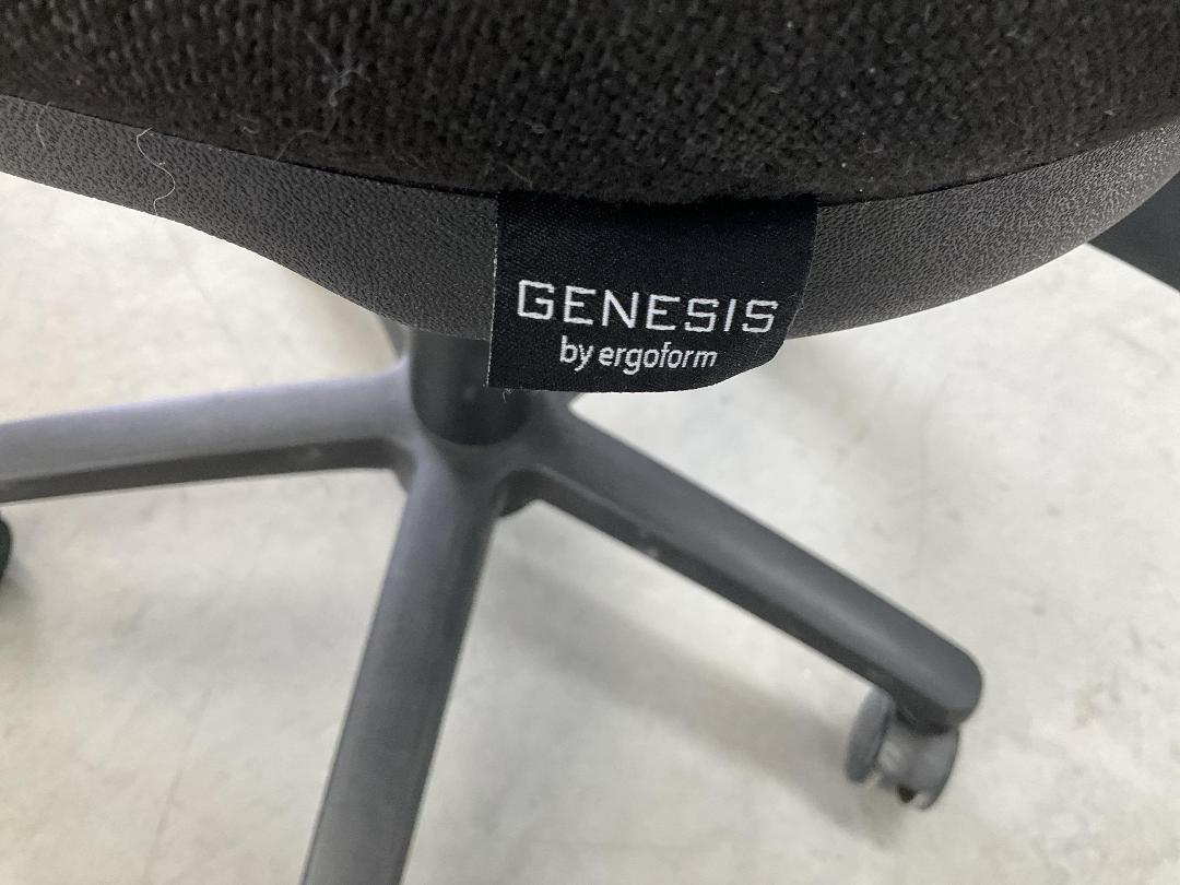 Photo '8' of Black Coloured Office Chair Photo '8' of Black Coloured Office Chair