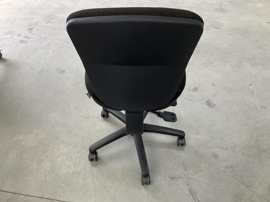 Photo '9' of Black Coloured Office Chair Photo '9' of Black Coloured Office Chair