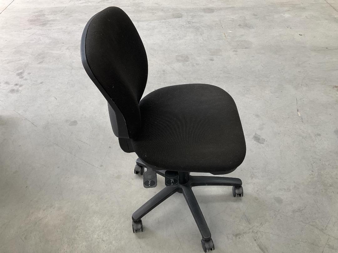 Photo '13' of Black Coloured Office Chair Photo '13' of Black Coloured Office Chair