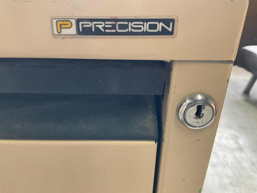 Photo '2' of Precision 2Drawer Beige Coloured Filing Cabinet Photo '2' of Precision 2Drawer Beige Coloured Filing Cabinet