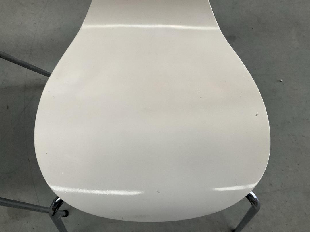 Photo '13' of 6x Various Coloured Reception/Waiting Room Chairs Photo '13' of 6x Various Coloured Reception/Waiting Room Chairs