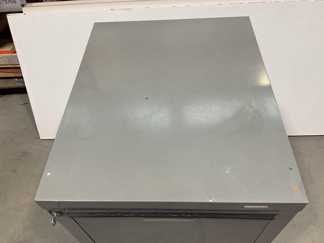 Photo '3' of 3Drawer Grey Coloured Filing Cabinet