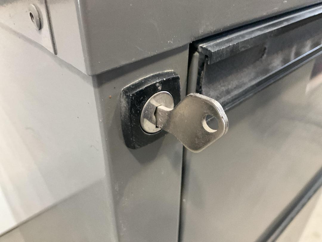 Photo '2' of 3Drawer Grey Coloured Filing Cabinet