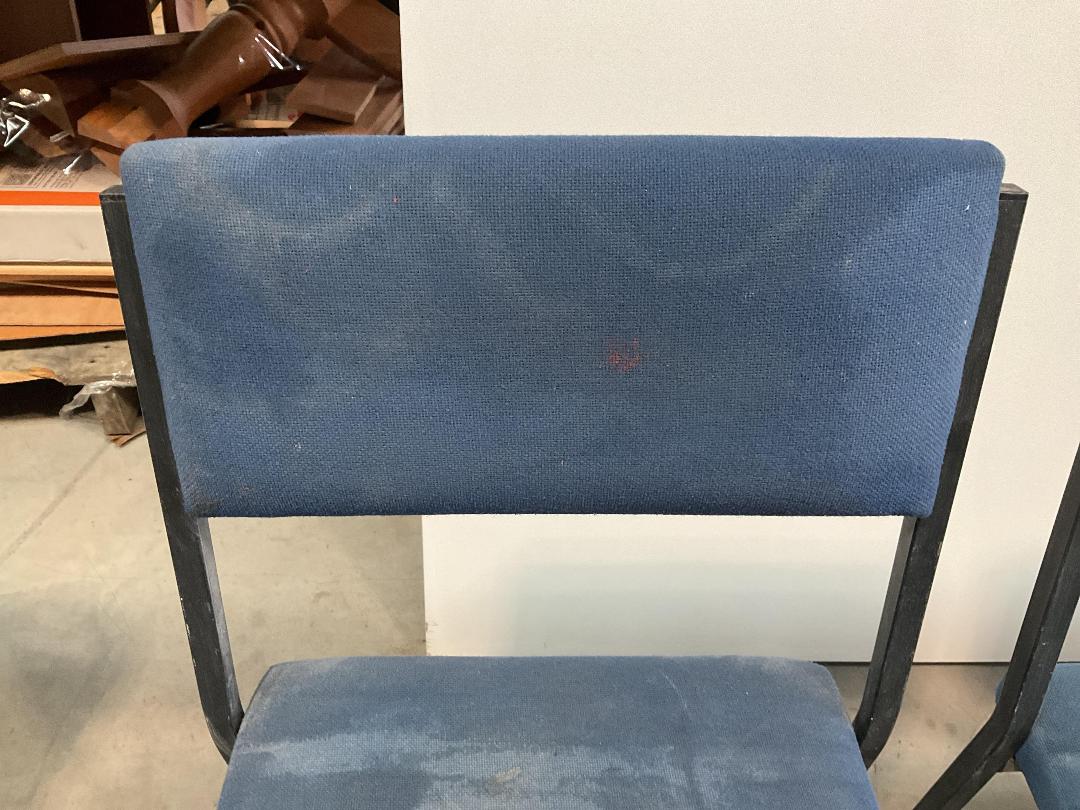 Photo '3' of 4x Blue Coloured Reception/Waiting Room Chairs or Similar