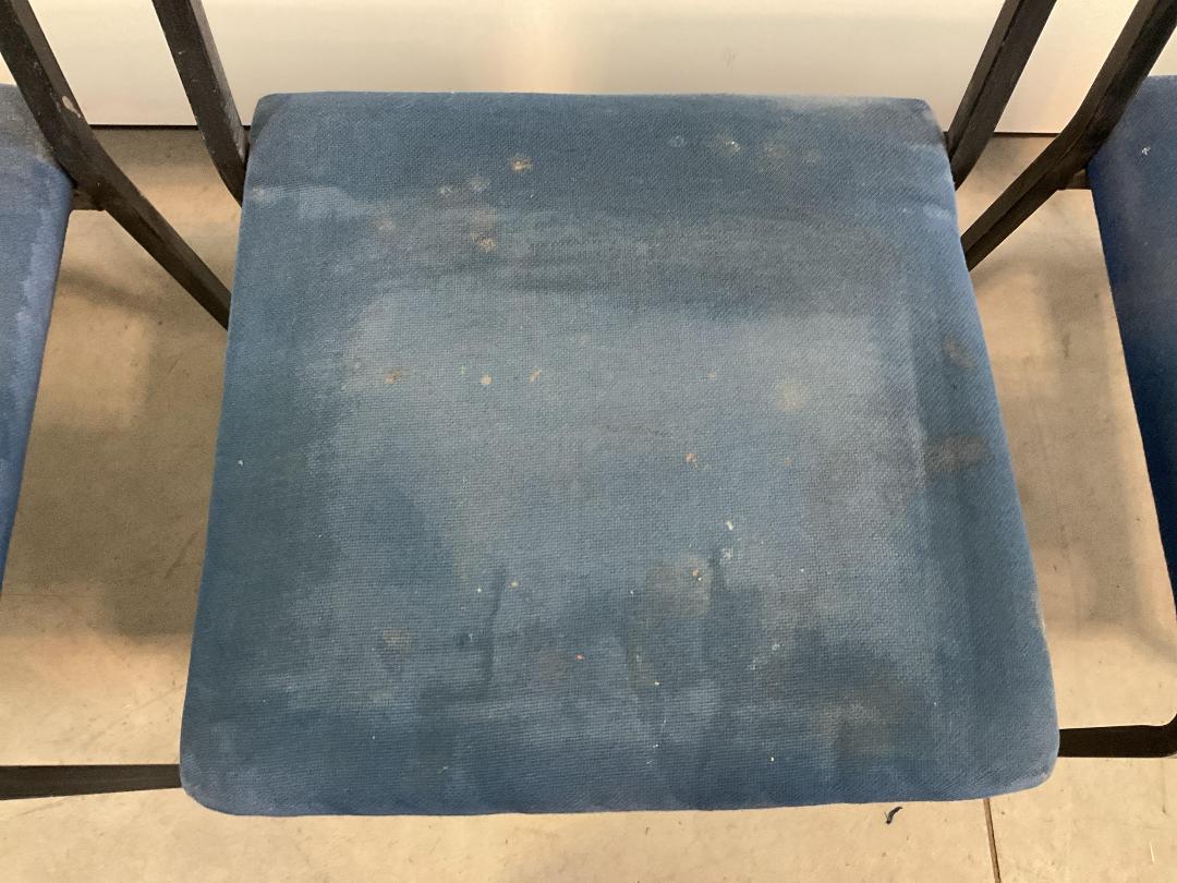 Photo '4' of 4x Blue Coloured Reception/Waiting Room Chairs or Similar