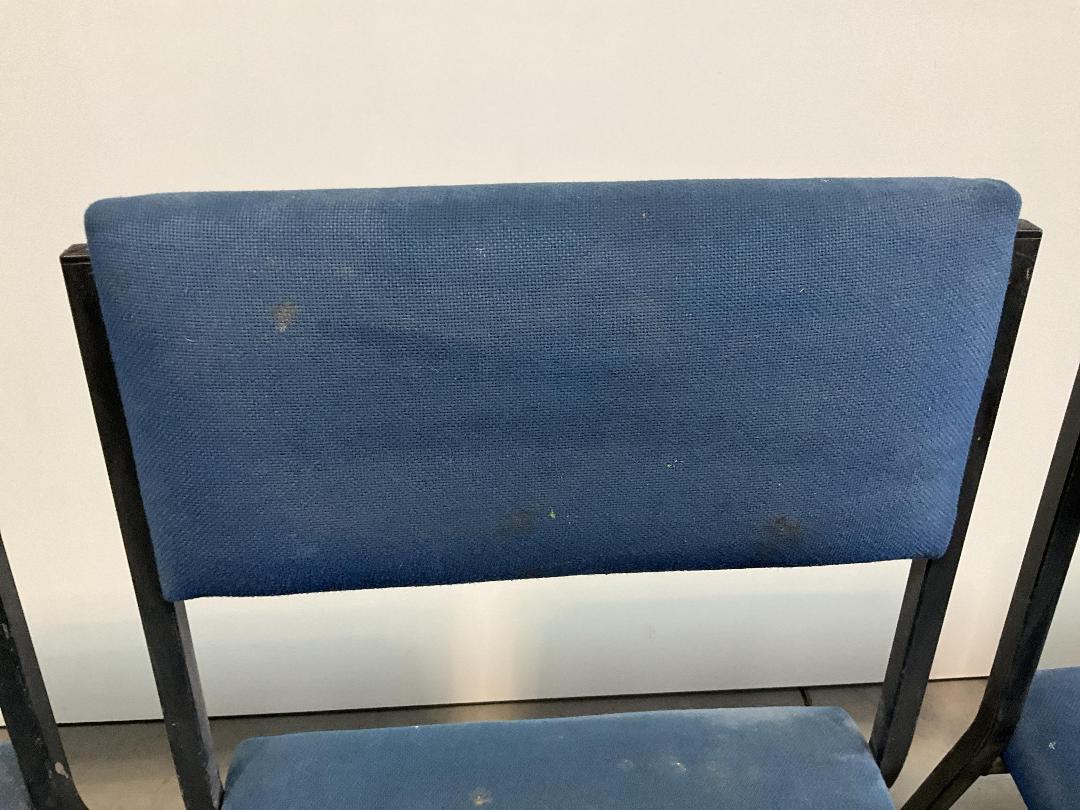 Photo '5' of 4x Blue Coloured Reception/Waiting Room Chairs or Similar