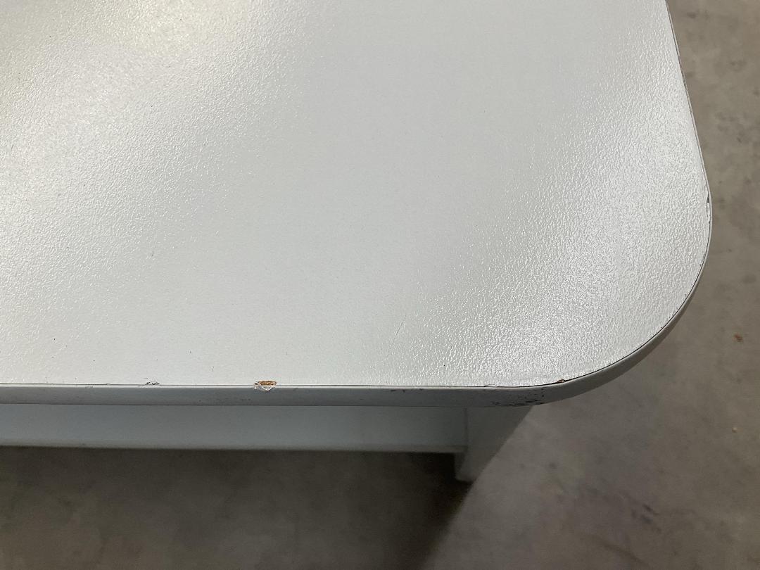 Photo '5' of Short Light Grey Coloured Desk for Displaying Brochures or Similar