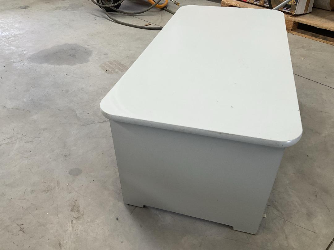 Photo '11' of Short Light Grey Coloured Desk for Displaying Brochures or Similar