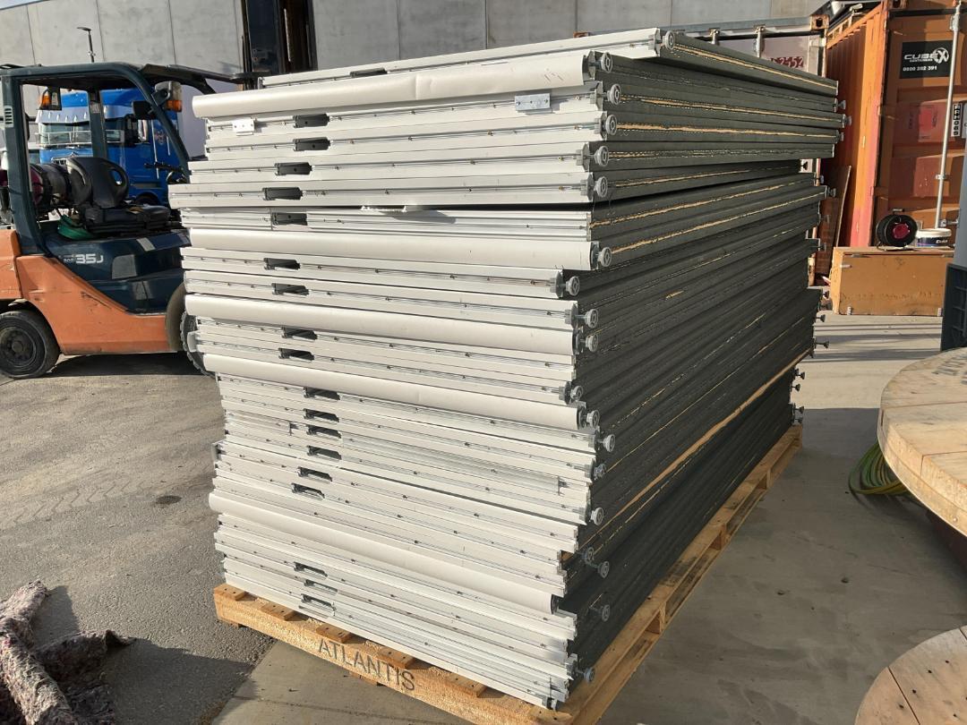 Photo '2' of Vidak High Quality Partition Walls - 2400 x 1200 mm (1pce) Photo '2' of Vidak High Quality Partition Walls - 2400 x 1200 mm (1pce)